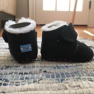 Tiny Toms Size 2